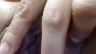 Finger Muna habang naliligo lubog na libog tlaga aku