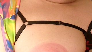 Gangstazz SHOWING AND OILING TITTIES AND TALKING TO YOU,, PLEASE CHECK IT OUT