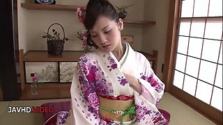 Kinky JAV Star Rei Mizuna Showcases Her Unique Talents In A Wild Performance