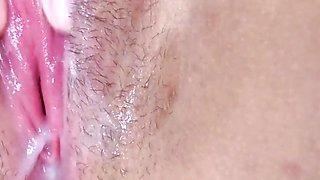 I wake up horny wanting to touch me, you like to see how I masturbate while I cum