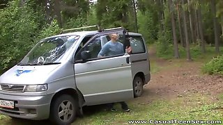 Casual Teen Sex - Hitchhiker fucked Yana in the woods