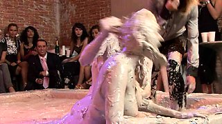 College Amateur Girls Throw Group Sex Party