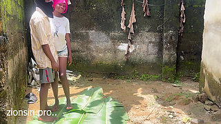 I was so horny that i arrange a backyard fuck date with my landlords stepdaughter in our backyard. It turns out so smoothly.