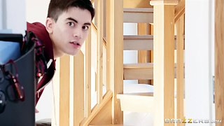 Hold The Phone, Not The Moan With Jordi El Nino Polla, Emma Butt - Brazzers