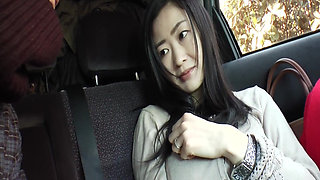 M896g10 - a Wife Who Can't Stand It Because She Wants to Blame the Electric Massage Machine That Gradually Goes Down From Her Sh