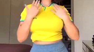 Latina-Culona-Strip