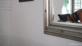 Busty GILF hot solo video