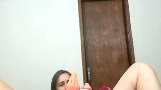 Masturbation and Fingering of a Beautiful Woman Alone at Home Homemade XXX 18