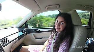 How Many Times She Peed On A 10h Road Trip?