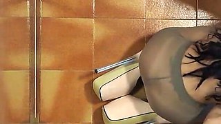 MILF in Pantyhose and High Heels Gives a Blowjob on Her Knees with Cum Swallowing