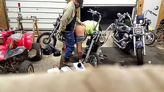 Loving wife offers anal sex to mechanic as payment for bike repair... what a generous woman!
