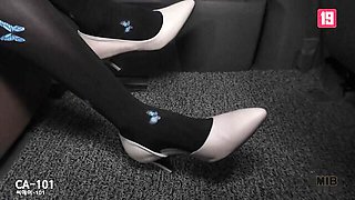 Incomparable girlie's 18-25 scene