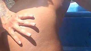 She Likes to Provoke Me so That I Break Her Huge Ass