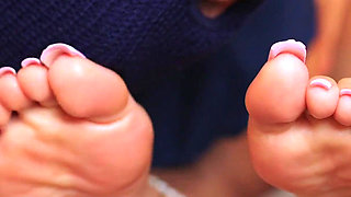 Foot Massage, Foot Worship & Footjob From Blonde Mistress - Cum on Soles