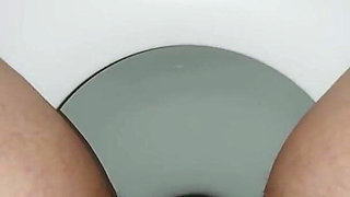 For Lovers of Pissing Girls