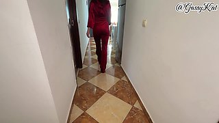 Red Velvet Fart Queen