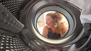 Destroying Her Pussy While She Was in the Washing Machine