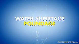 Water Shortage Poundage With Robby Apples, Reagan Foxx - Brazzers