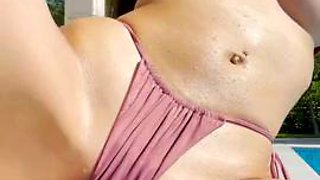 Rae Lil Black Pool Masturbation Read Description