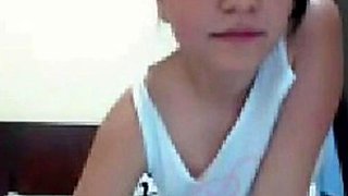 Filipina Webcam Girl Fingering Herself