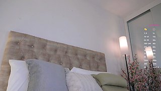 amateur vip ass flashing boobs on live webcam
