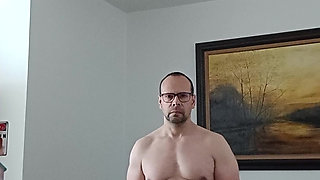 I admire my physical results after 4 months of sport