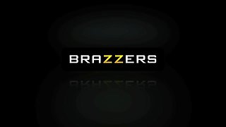 Hung Jury With Ramon Nomar, Nikki Sexx - Brazzers