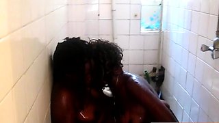 Natural Black BFFs Sucking Big Clit
