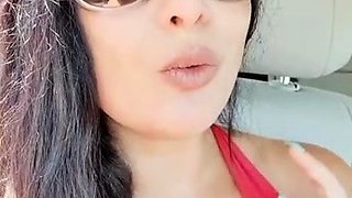 Masturbation close up Tamara big clit