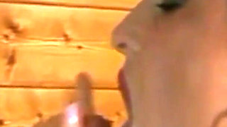 Axen a Hand in the Pussy and the Cock in the Ass to Make Her Cum