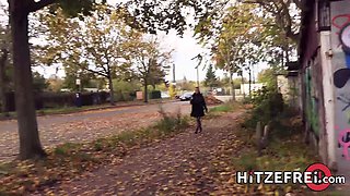 Dirty outdoor fuck with a filthy MILF - Hitzefrei