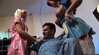 Chesty nurses treating patient
