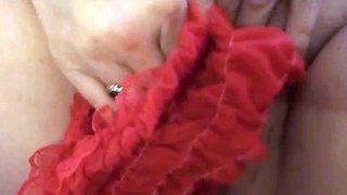 Blonde is flashing her big boobs in the outdoors