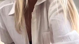 Amateur Webcam Cute Teen Plays Solo with Big Dildo