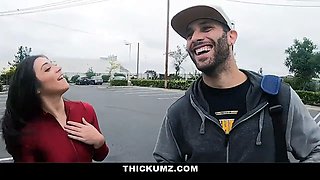 Thickum Brooklyn Gray gags on penis after go kart race