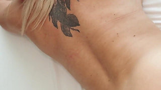 Thick Amateur MILF Gets a Sensual Pounding