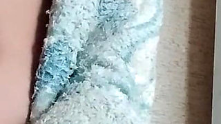 After My Bath, I Masturbate While My Parents Are Having Dinner