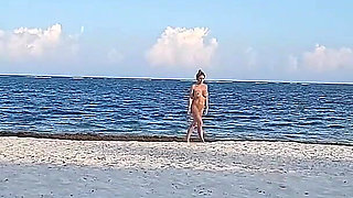 Beach Perv Gets a Taste of His Own Medicine