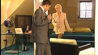 The Young Patient Fucks the Psychologist in the Bathtub