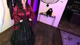 Gothic Romance Awaits U As Sarah Arabic As Nadja Brings U