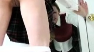 Amateur big ass brunette teen with