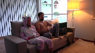 Brunette Scarlett Taylor makes a blowjob for her boyfriend Stephan Rogers