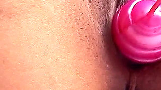 Horny milf Samanta masturbates to orgasm with love balls