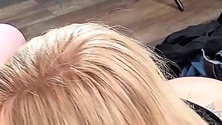 A Girl Wants to Suck Her Crush's Cock