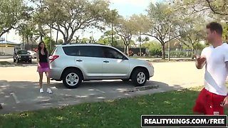 Realitykings - cougar hunter - India Summer Levi Cash shae sum