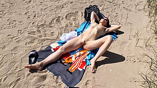 Beach Exhibitionist, Gaping My Pussy at Public Beach