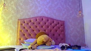 Big tits and big ass latina milf web pussy playing