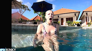 Breath Hold Training in Pool