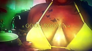 Mucho Food Latinas Love Kitchen, Food, Sex