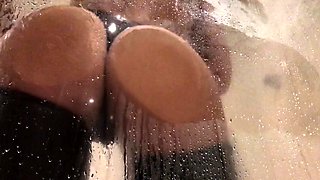 Hot Brunette Amateur Takes Ass Cumshot